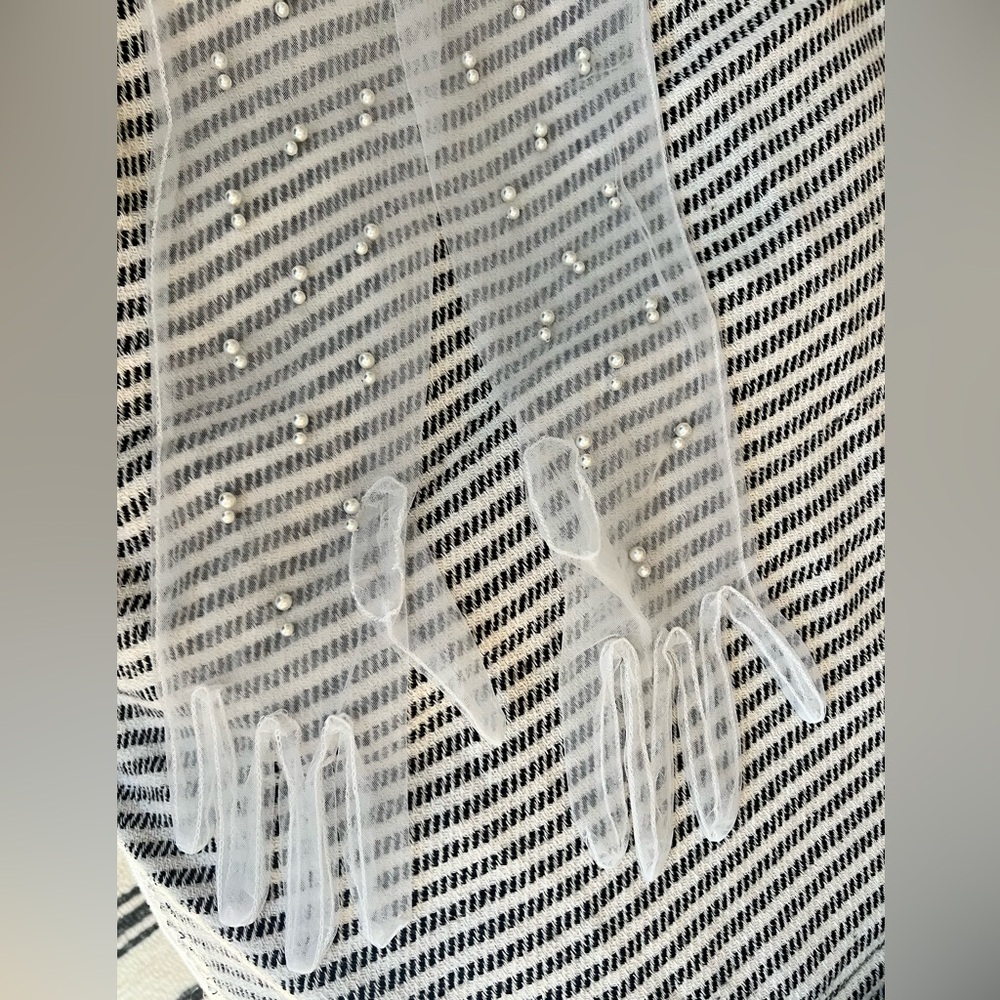Long see-thru wedding gloves w/ pearls